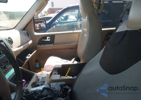 2003 Ford Expedition Xlt z USA, uszkodzony, nr VIN 1FMFU15LX3LB28378